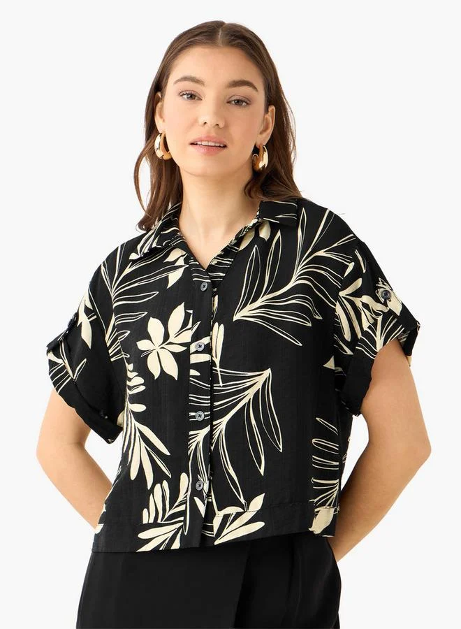 Splash FAV Cropped Shirt with Leaf Print